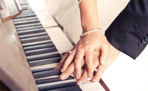 2025年11月13日结婚黄道吉日 办婚礼吉利吗