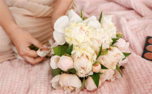 2025年农历八月廿一结婚黄道吉日 今日办喜事好吗