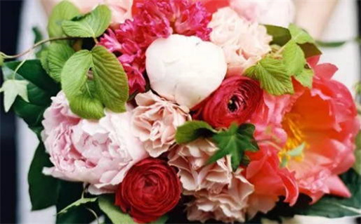 2025年10月15日结婚黄道吉日 适不适合办喜事