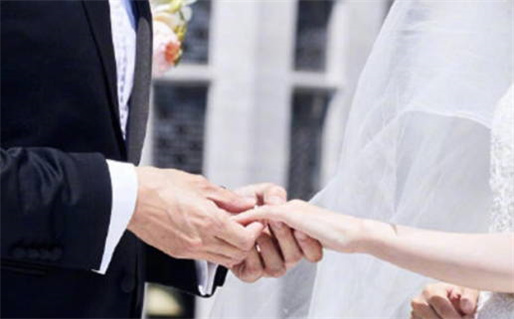 2025年农历七月十一结婚黄道吉日 办婚礼吉利吗