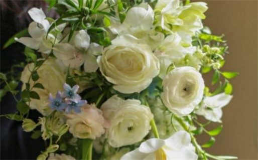 2024年12月18日是不是结婚吉日 办喜事吉利吗